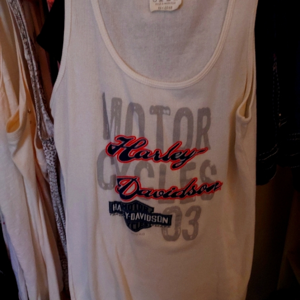 2x tank top